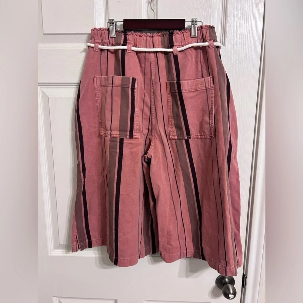 Anthropologie, NWT, Pilcro Cropped PJ Wide-Leg Jeans, Medium in Purple Motif - Picture 4 of 10